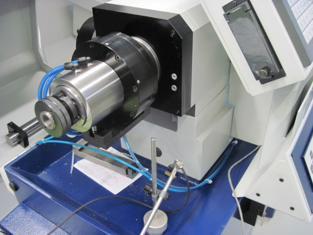 Equilibrage d'une Moto-broche de tour Schaublin