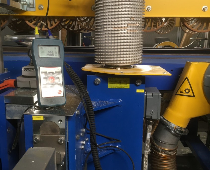 Equilibrage sur site d'une fraise verticale